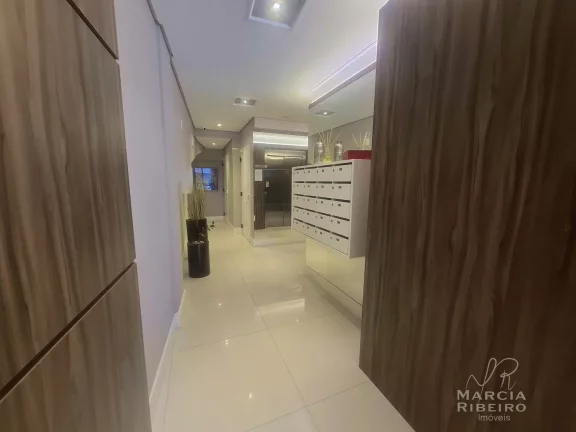 Imagem Sala Comercial com 35m², elevador Maca-Leito