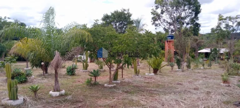 Imagem Chácara para Venda em Cidade Ocidental, Quintas Itapuã, 1 dormitório, 2 banheiros, 1 vaga