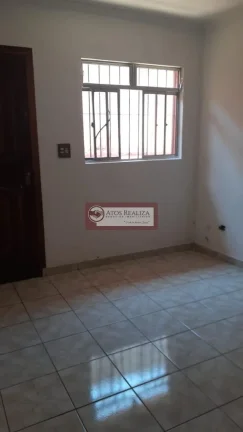 Imagem Sobrado de 100m² em Vila Sofia, São Paulo - 3 dormitórios, 2 suítes e 1 banheiro por R$ 670.000 - Confira!