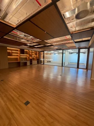 Imagem Conjunto comercial com 380m2 no Jardim Paulistano