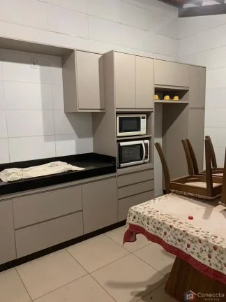 Imagem Casa à venda no Centro de Guimarânia-MG – 2 quartos, suíte e 176m²