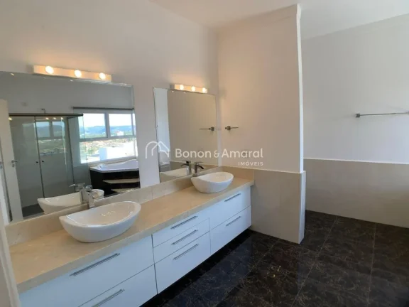 Imagem Excelente casa para locação, ideal para quem busca espaço, conforto e sofisticação. O imóvel c...