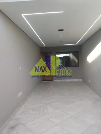 Imagem Imperdível: Casa à venda em São Paulo-SP, na Vila Granada, com 3 quartos, 3 suítes, 5 banheiros, 2 vagas e 117m². Aproveite!