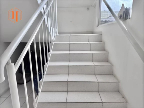 Imagem Apartamento para Venda em São José dos Pinhais, São Marcos, 2 dormitórios, 1 banheiro, 1 vaga