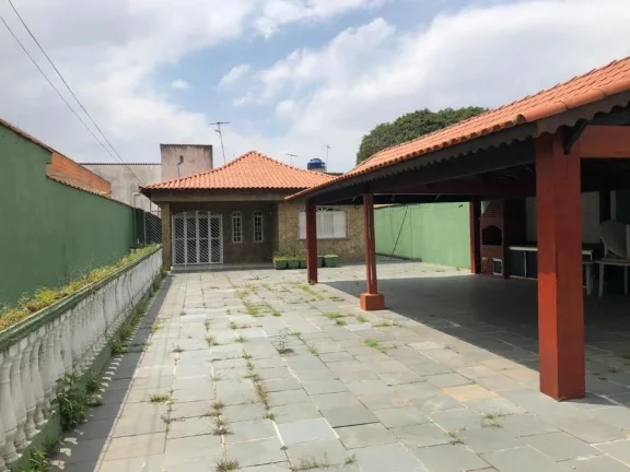 Imagem Casa para Venda por R$850.000,00 com 500m², 3 dormitórios, 10 vagas e 2 banheiros - Vila curuça velha, São paulo / SP - Cód. BDI35784