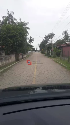 Terreno no centro de Araquari sc aceita troca por automóvel.