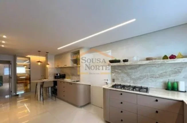 Imagem Apartamento alto padrão, com 263m² de área privativa e 2.303m² de área total. O imóvel conta c...