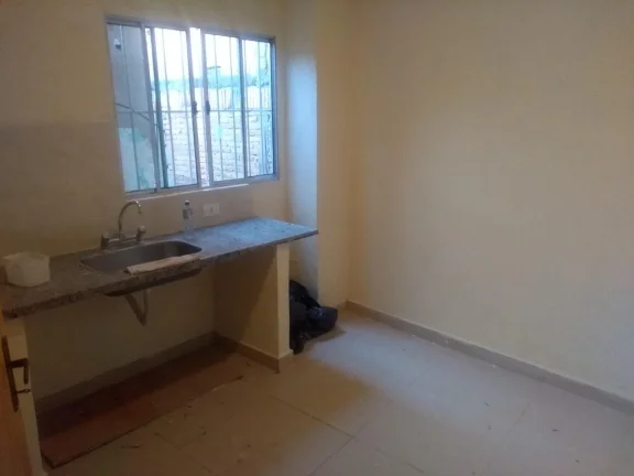 Imagem Terreno 10x25 - 250m² - contendo 4 casas sendo casa 1 - na frente alugada R$ 600,00 com 1 quarto, s...