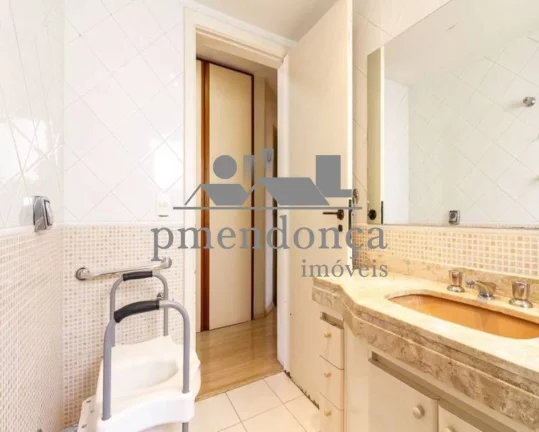 Imagem Apartamento Alto de Pinheirosl com 154m² uteis