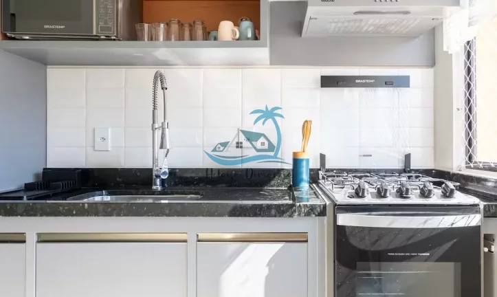 Imagem Apartamento com 2 dormitórios à venda a 100m da orla da Praia Grande em Ubatuba