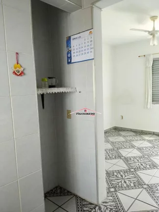 Imagem Kitnet com 1 dormitório à venda, 23 m² por R$ 170.000,00 - Canto do Forte - Praia Grande/SP