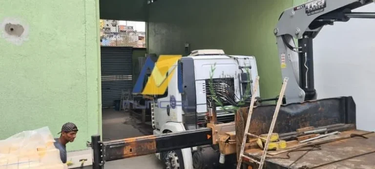 Imagem Vendo Galpão Industrial em Santo André. Vila Luzita