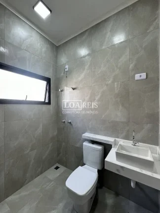 Imagem Casa térrea 3 dormitórios sendo 1 suíte com quintal espaçoso