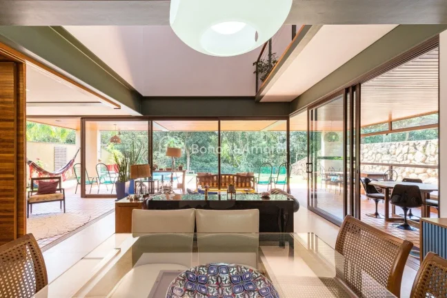 Imagem Casa Locação Condomínio Mont Blanc - Região Alphaville

Casa com 433m2 área construída e 702m2...