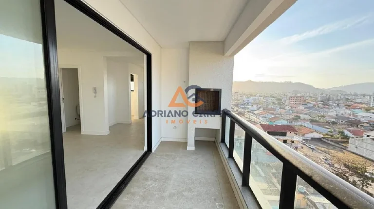 Imagem Apartamento no San Andreas com 3 dormitórios sendo 1 suíte e 2 demi, a 200m do mar, localizado no bairro Gravatá em Navegantes - Adriano Carpes imóveis vende
