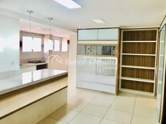 Imagem Localizado em uma das regiões mais nobres de Campinas, este apartamento de 330 m² no Cambuí ofere...