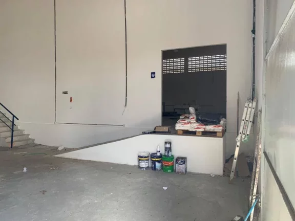 Imagem EXECELENTE GALPÃO COMERCIAL COM 600,M2