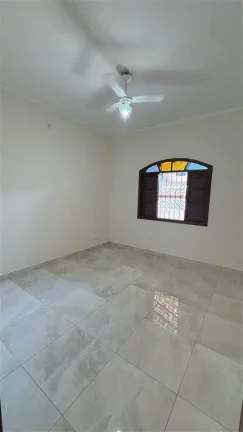 Imagem CASA COM 70.5 m² - MARACANÃ - PRAIA GRANDE SP
