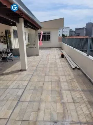 Imagem Casa com àrea Comercial -