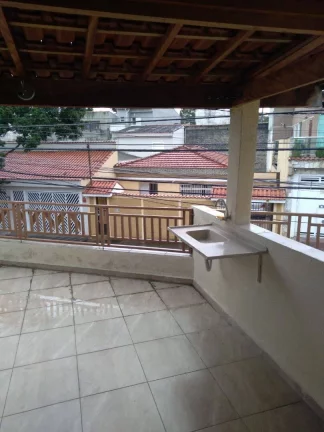 Imagem Sobrado com 3 dormitórios para alugar, 183 m² por R$ 3.550,00/mês - Parque Jaçatuba - Santo André/SP