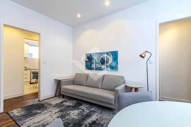 Imagem Apartamento de 2 Quartos para Venda em Copacabana com 80 m²