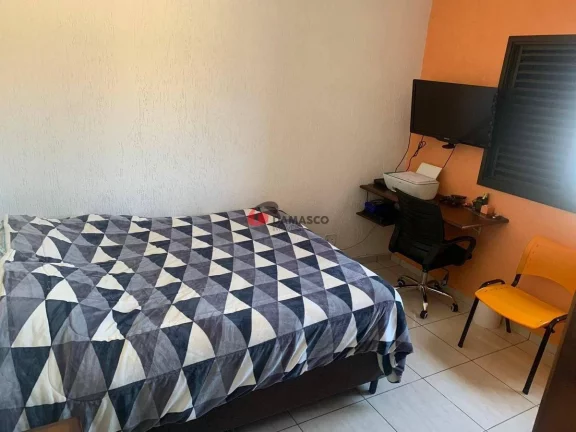Imagem Sobrado à venda 3 Quartos, 1 Suite, 6 Vagas, 252M², Cerâmica, São Caetano do Sul - SP