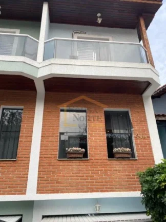 Imagem Sobrado espaçoso 3 dormitórios, 4 banheiros e 5 vagas de garagem, sendo garagem subterrânea. Poss...