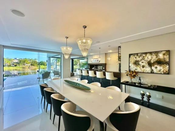 Imagem Casa em Condominio 6 Dormitórios - Bairro xangri-la