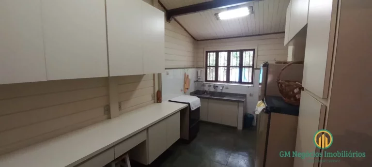 Imagem Casa aconchegante 3 dormitórios(1suíte) terreno plano, gourmet e piscina