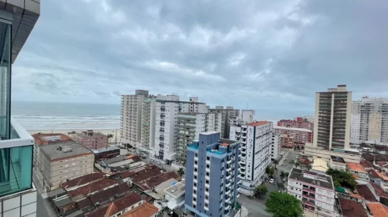 Imagem OPORTUNIDADE INCRÍVEL!!! Apartamento 2 suítes e 2 vagas na ocian!