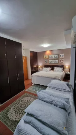 Imagem Sobrado à venda em condomínio fechado na Vila Leopoldina São Paulo SP com 3 dormitórios, 1 suíte, 4 vagas de garagem e 192m².