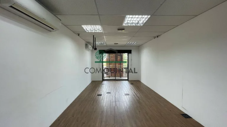 Imagem Sala Comercial à Venda, 41 m² em Granja Viana - Cotia