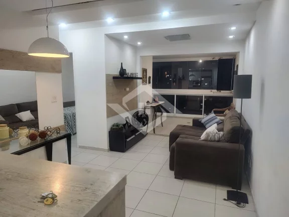 Imagem Apartamento com Varandão e 3 Quartos – Rua Queiroz Junior, 19