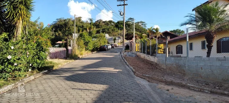 Imagem ATIBAIA - Terreno em loteamento com portaria 24 horas, facil acesso a comercio.