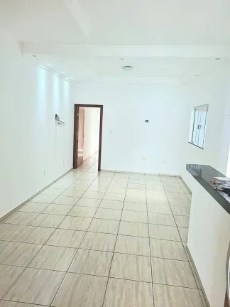 Imagem VENDE-SE CASA NO PARQUE UNIVERSITARIO PROXIMO AO LADO DA AVENIDA DOS CONDOMINIOS - Excelente casa em ótima localização no bairro - Terreno 198 metro
