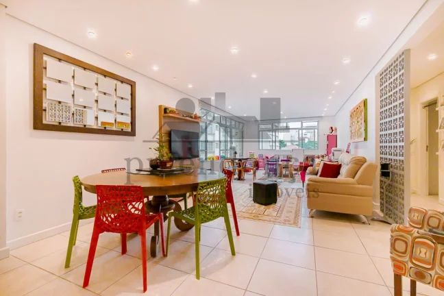 Imagem Apartamento na rua Dr Albuquerque Lins com 3 quartos e 1 vaga, 152m²