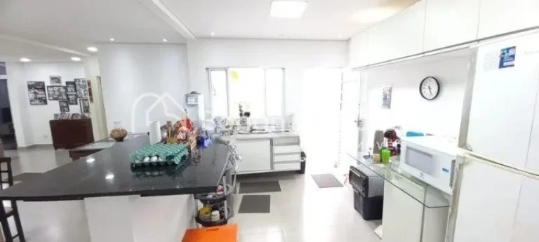 Imagem Linda casa térrea no Jardim Santa Genebra, com 3 suítes sendo 1 suíte com jardim de inverno e 2 s...