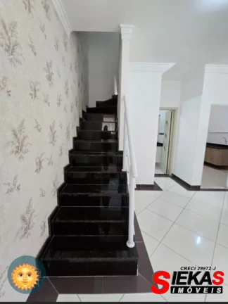 Imagem Casa de locação em São Paulo-SP, Vila Mazzei: 3 quartos, 1 suíte, 1 sala, 2 banheiros, 1 vaga de garagem, 120m². Venha conferir!