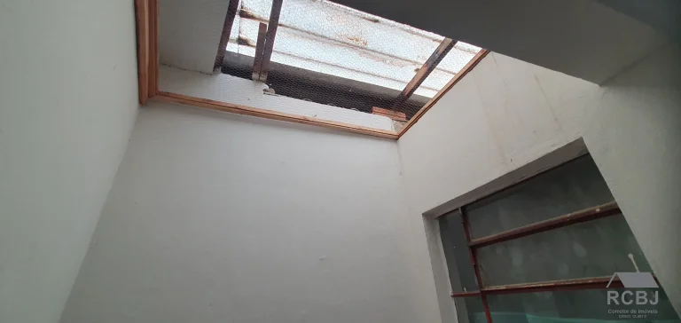 Imagem GALPAO COMERCIAL em ESMERALDAS - MG, CENTRO