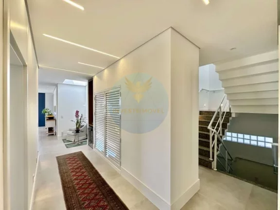 Imagem Casa Alto Padrão a Venda no bairro Granja Viana - Cotia, SP