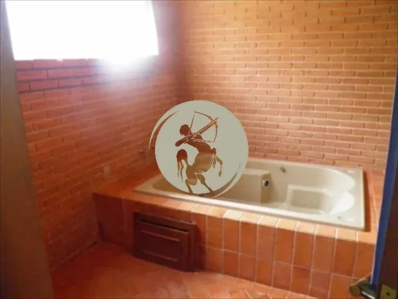 Imagem SALA 3 AMBIENTES COM LAREIRA, COZINHA AMERICANA, WC SOCIAL, LAVABO, SACADA, SUÍTE MASTER COM SALA D...