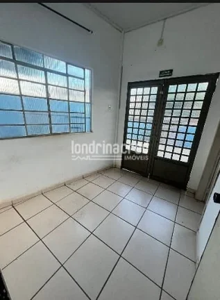 Imagem Casa Comercial à Venda ou Locação em Londrina – 280 m² de Área Útil