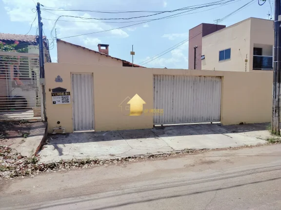 Imagem Casa 4 Quartos no bairro Santa Cruz 2