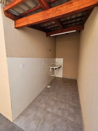 Imagem CASA 3/4 COM SUÍTE Em SENADOR CANEDO  Residencial RAVENA