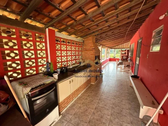 Imagem Chácara com 3 dormitórios à venda, 4000 m² por R$ 750.000,00 - Bairro Congonhal - Tatuí/SP