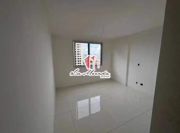 Imagem La Maison, Adrianópolis, 220m2, 4 suites, 4 vagas, VENDA!