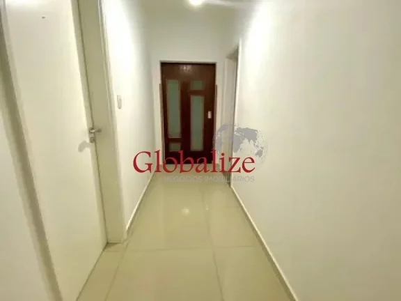 Imagem Apartamento com 2 quartos, sala, cozinha e 1 banheiro no Embaré em Santos R$ 620.000,00