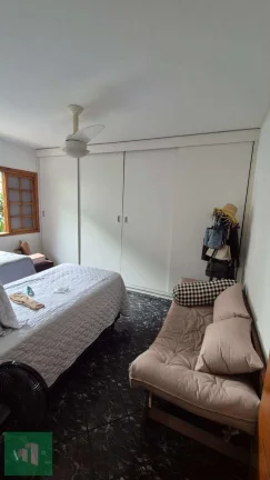 Imagem Casa à venda em Diadema, Piraporinha, com 3 quartos, 208,36m2