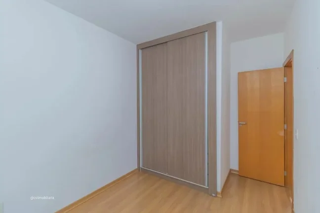 Imagem Este espaçoso apartamento de 153 metros quadrados é uma excelente escolha para quem busca conforto...