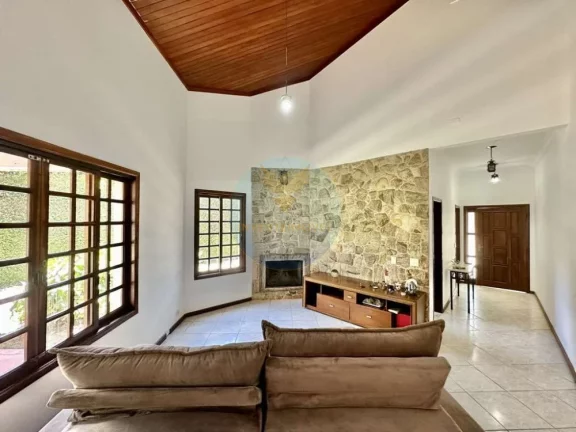 Imagem Casa em Condomínio a Venda no bairro Granja Viana - Carapicuíba, SP